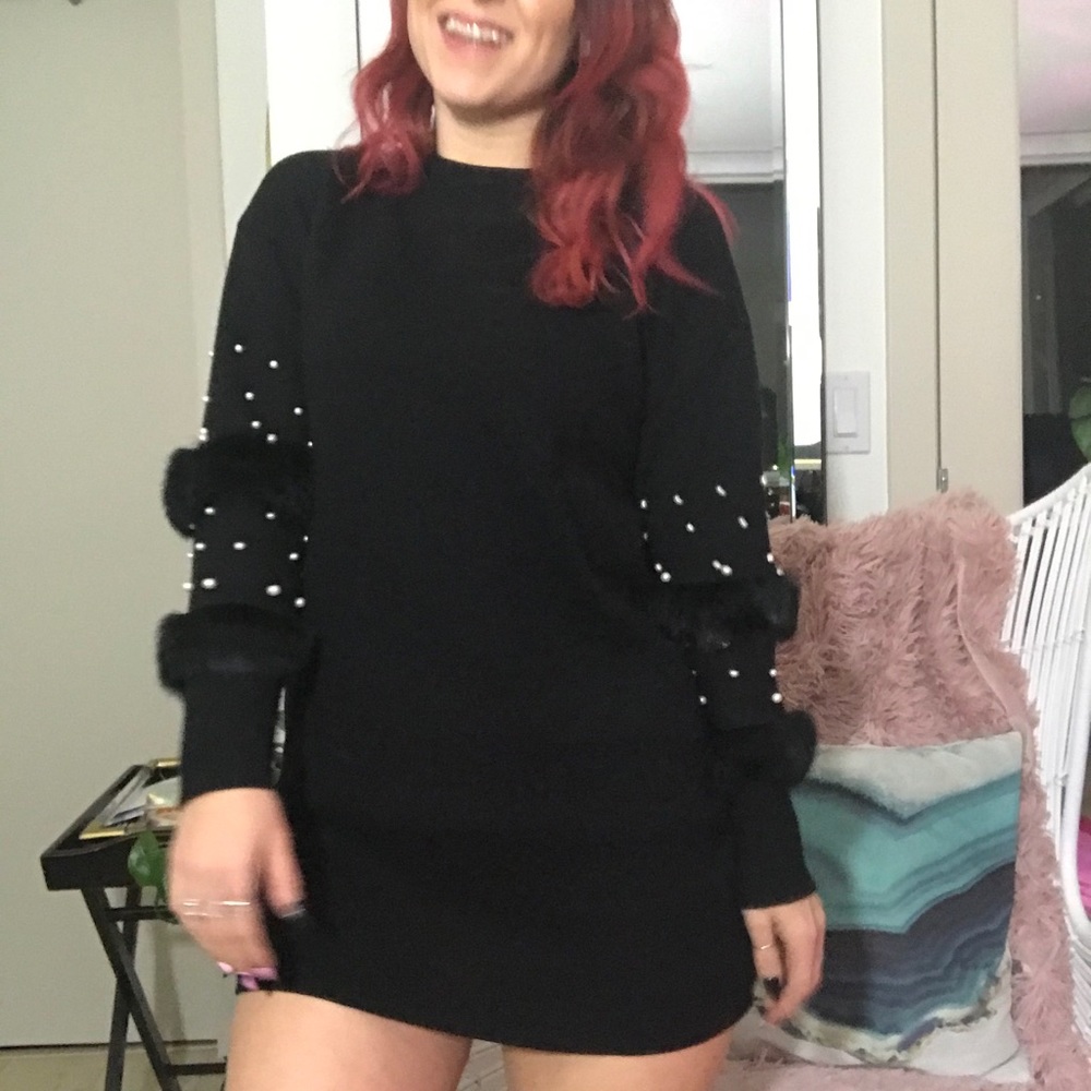 Sassy sweater dress with pearl details and fur
